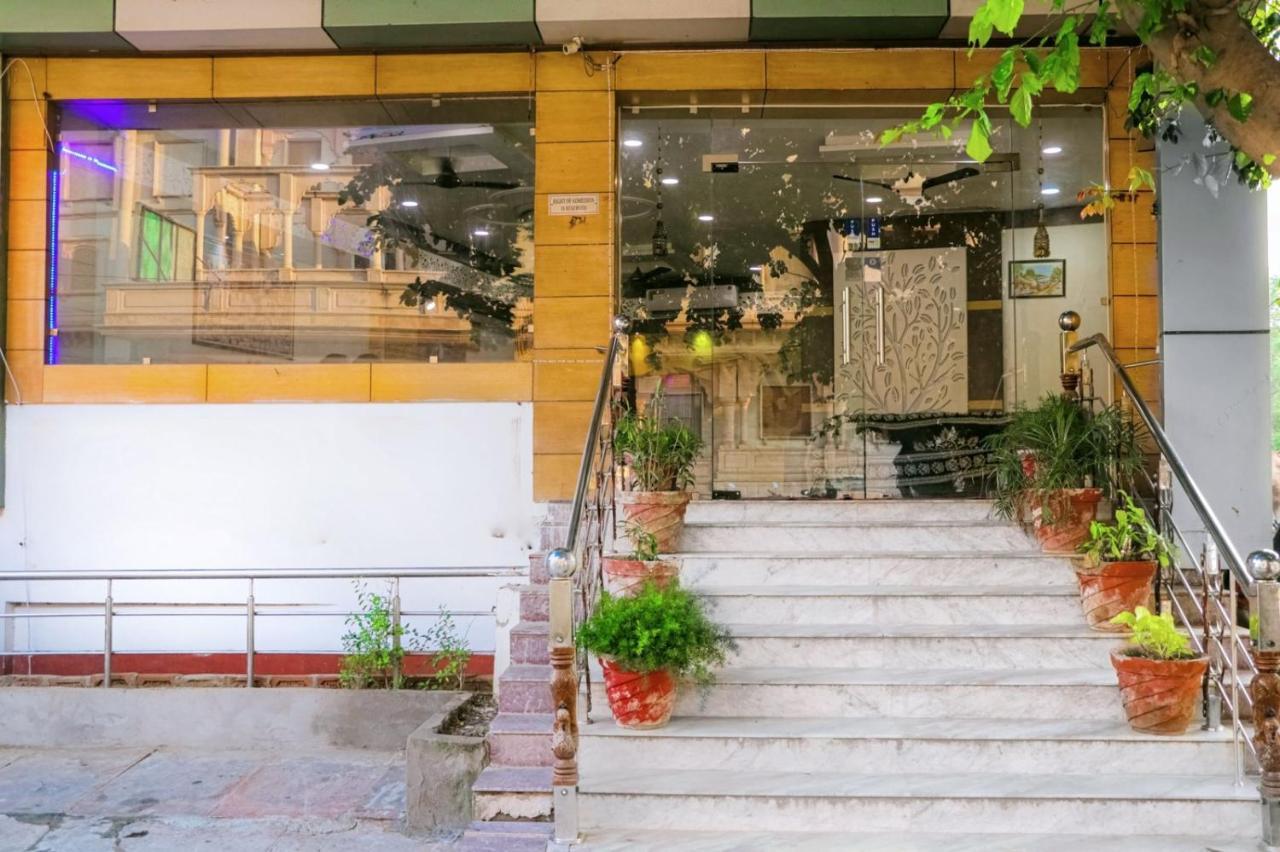 Blue Rose International, Family Hotel Agra  Dış mekan fotoğraf